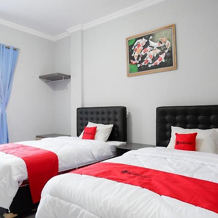 Reddoorz Near Jalan Adi Sucipto Solo Hotel Екстериор снимка