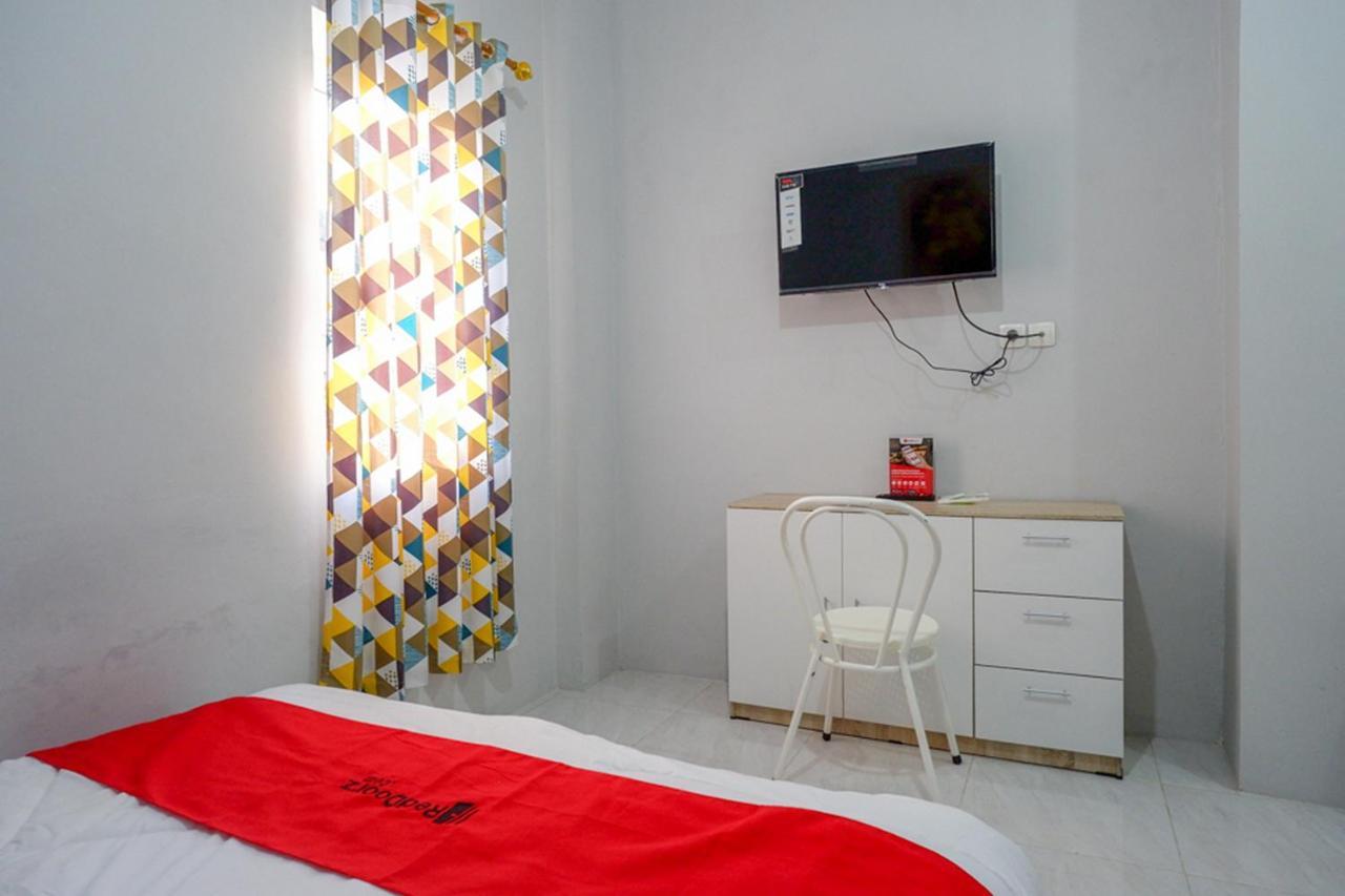 Reddoorz Near Jalan Adi Sucipto Solo Hotel Екстериор снимка