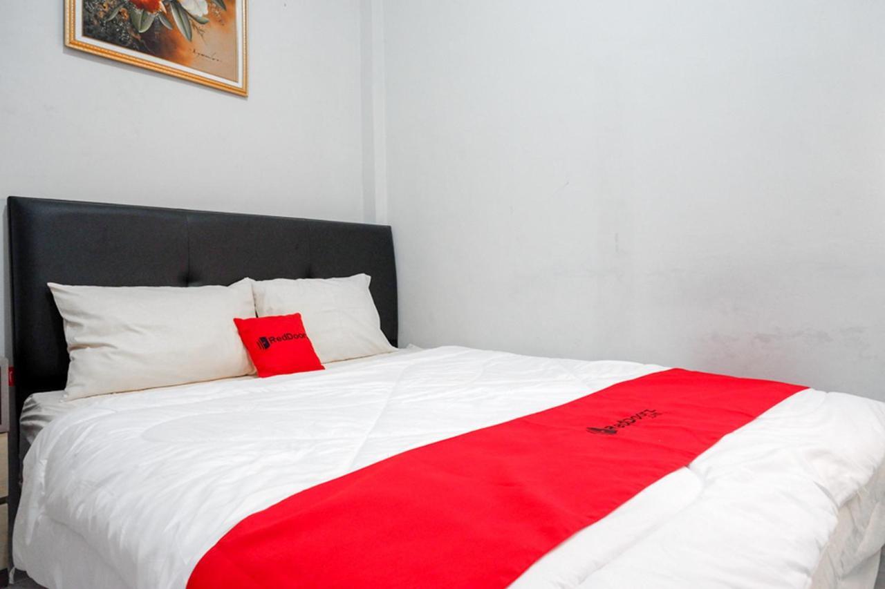 Reddoorz Near Jalan Adi Sucipto Solo Hotel Екстериор снимка