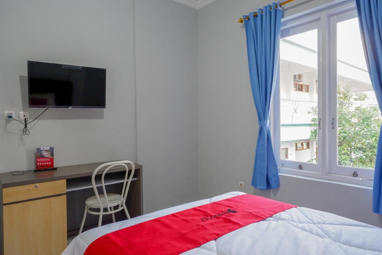Reddoorz Near Jalan Adi Sucipto Solo Hotel Екстериор снимка