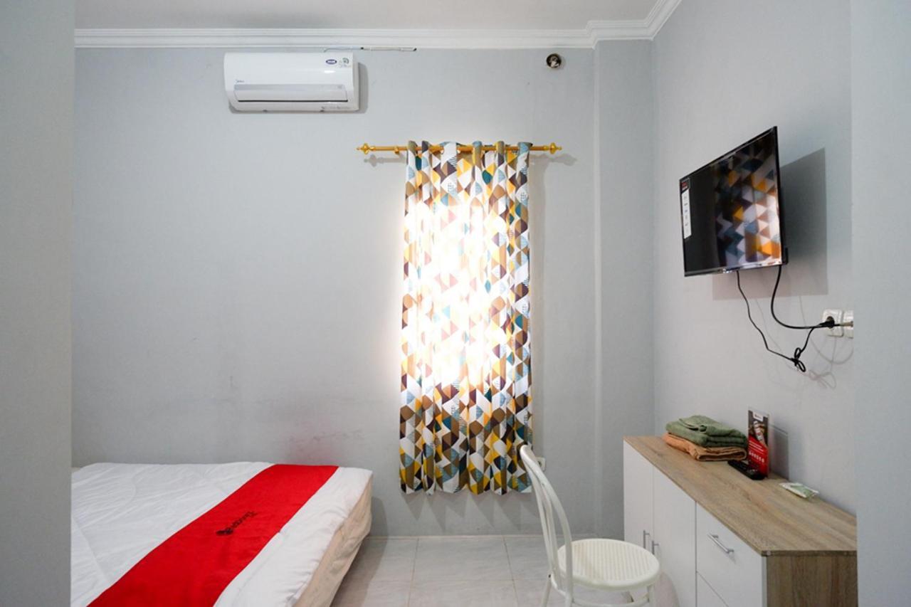Reddoorz Near Jalan Adi Sucipto Solo Hotel Екстериор снимка